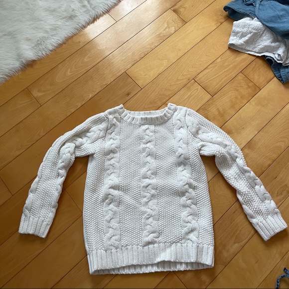 Zara‘s sweater and carter's sweater,size=5T,6T - Picture 4 of 6